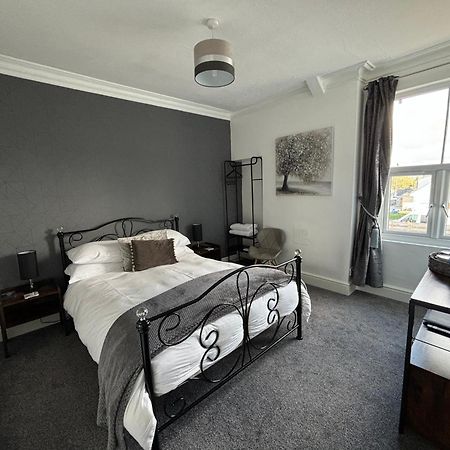 The Queens Hotel Harlech Esterno foto